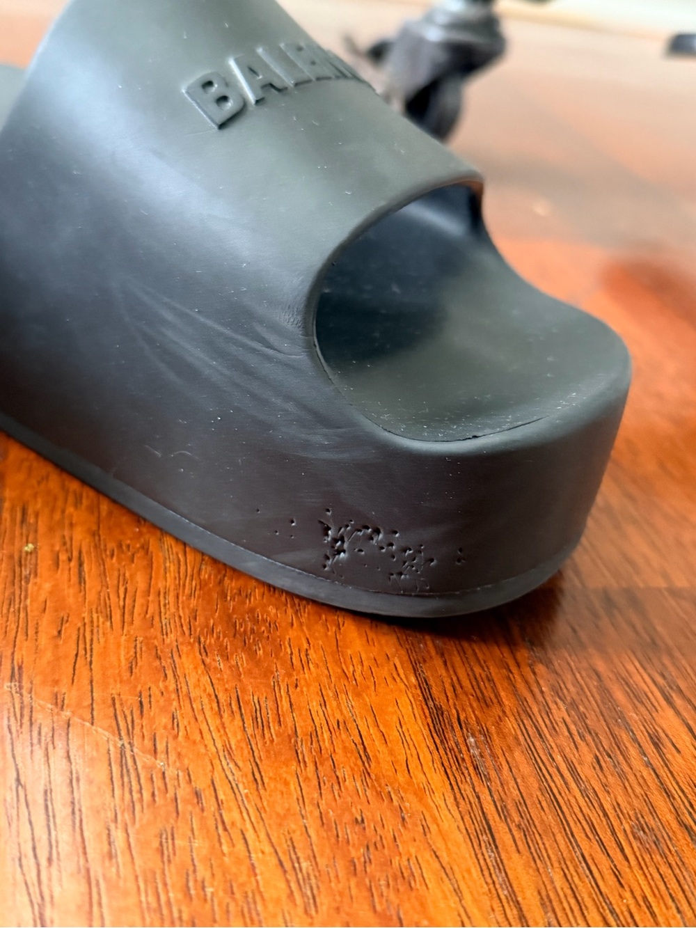 Balenciaga Matte Black Embossed Logo Slides - Picture 5 of 7